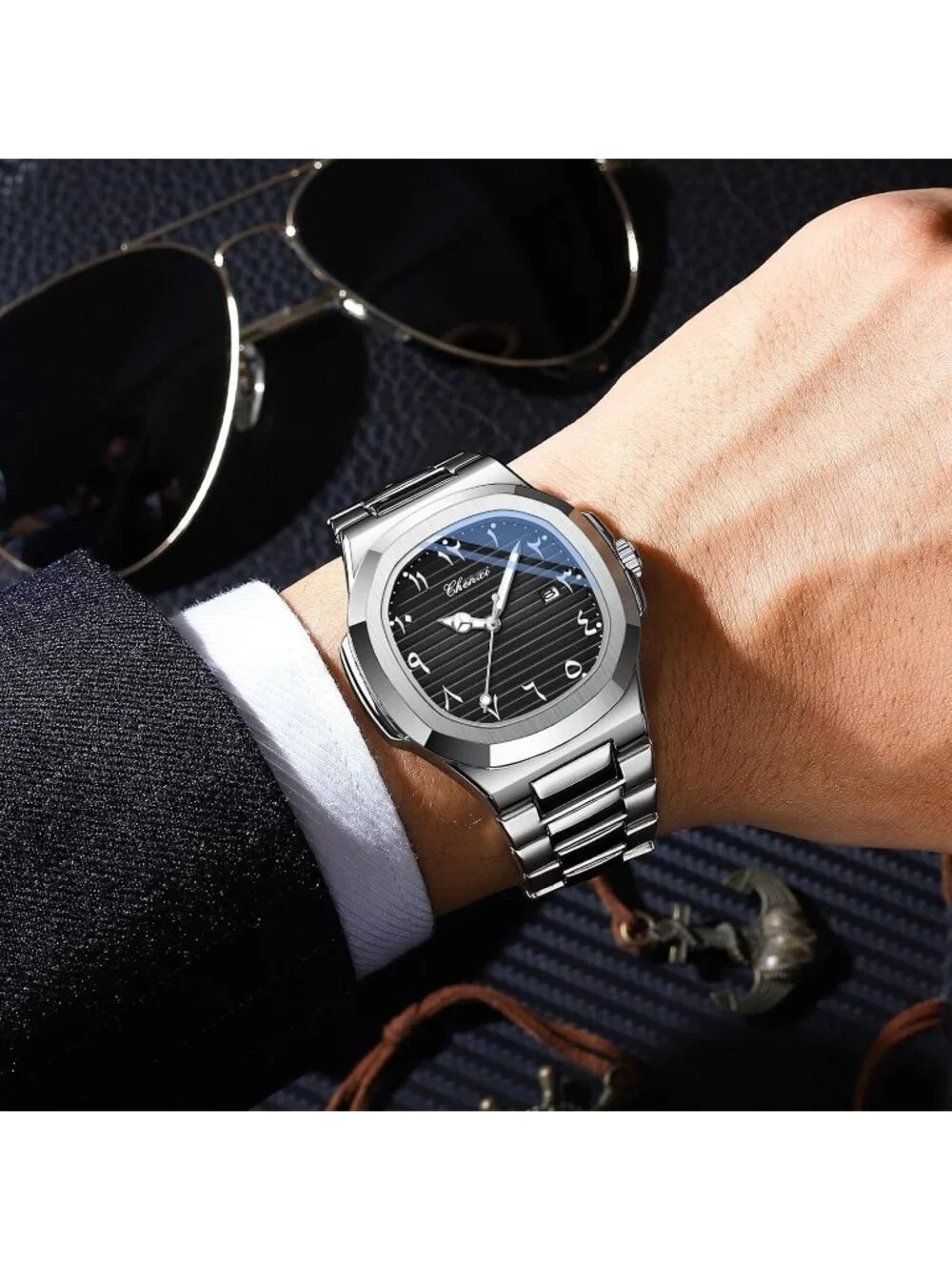 Men's Silver Black Stainless Steel Strap Quartz Movement Waterproof Wrist Watch
